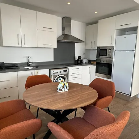 아파트 Casa Con Terraza Cerca De La Playa 6 Personas *